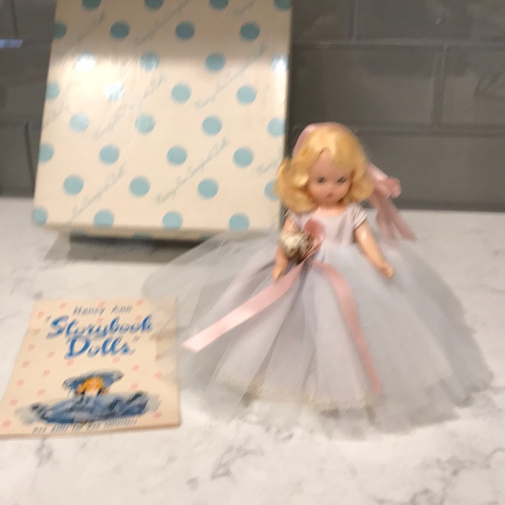 Vintage Nancy Ann Storybook Doll.